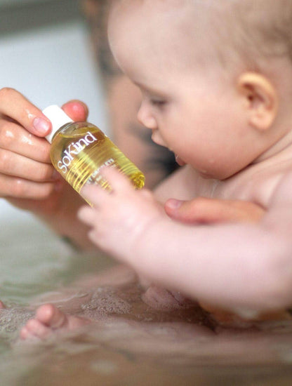 Velvet Droplets - Beroligende badeolie til baby